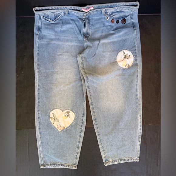 Upcycled Hand Stitched Denim Jeans Ankle Length Birds and Flowers sz 18